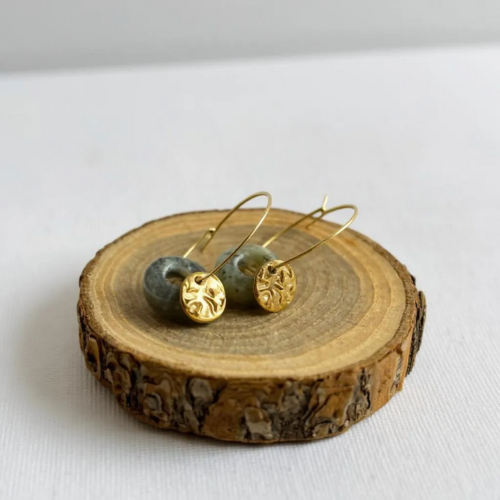Boucles d'Oreilles Créoles "Aura" – Pierres Naturelles & Pampilles Dorées