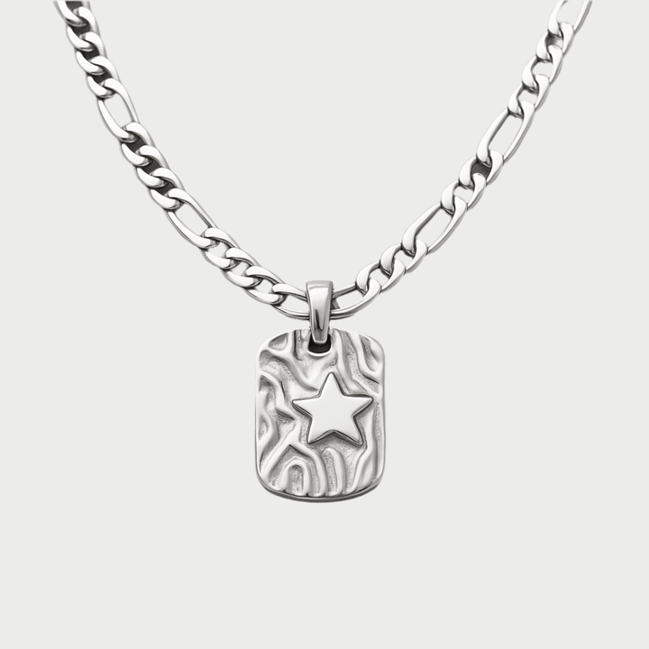 NAHUM - Collier homme médaille étoile martelée & chaîne Figaro 3 mm - Priscille & Aquila