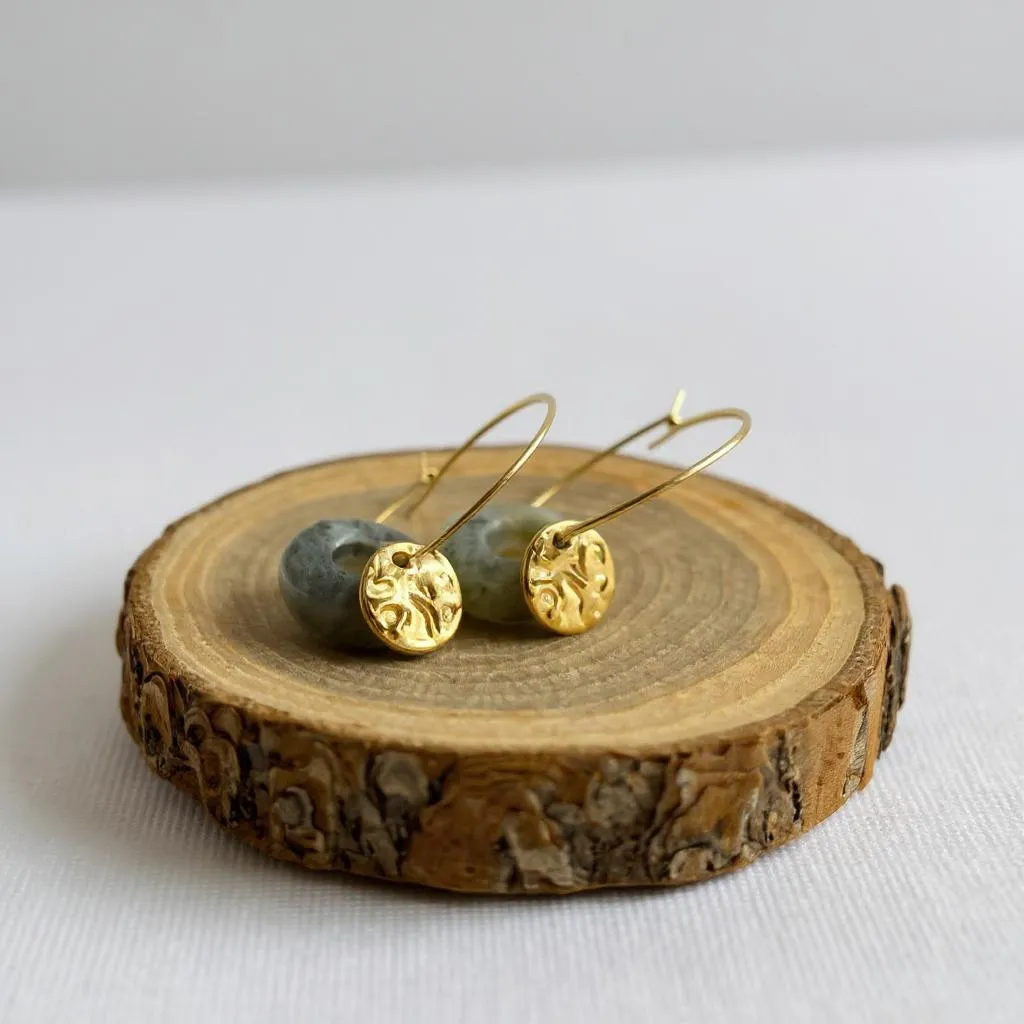 Boucles d'Oreilles Créoles "Aura" – Pierres Naturelles & Pampilles Dorées