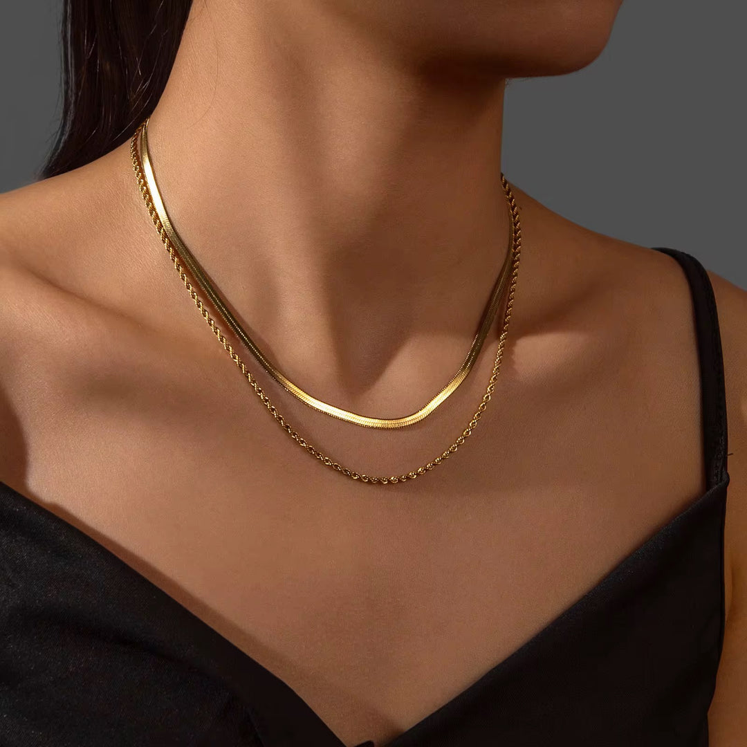 Collier Anne - Marie – Double rang doré élégant - Priscille & Aquila