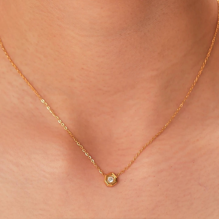 Collier Hannah – Élégance discrète - Priscille & Aquila