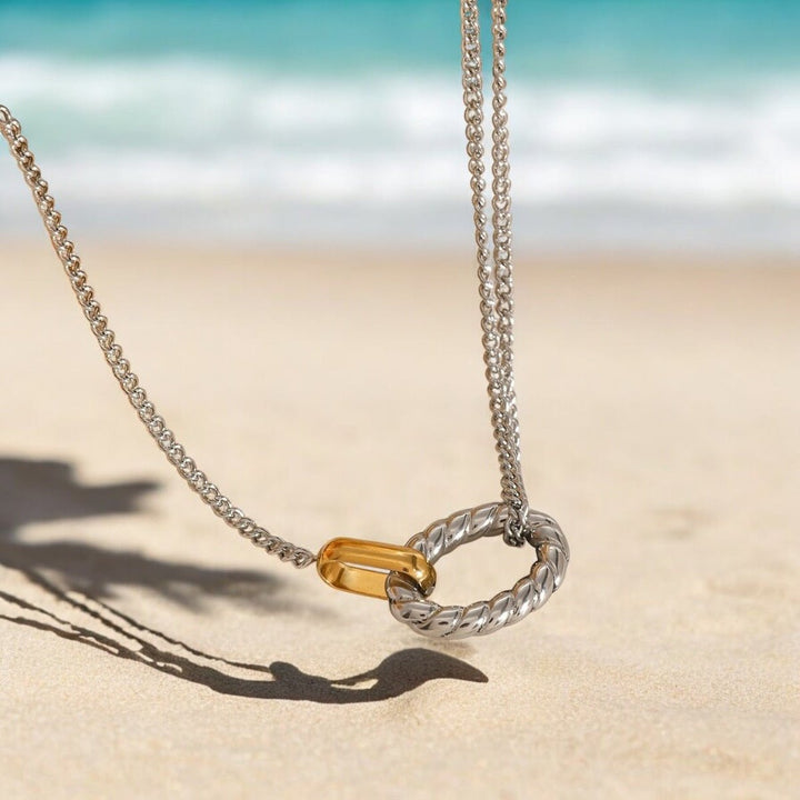 Collier Rebecca – Harmonie Minimaliste et Élégance Intemporelle - Priscille & Aquila